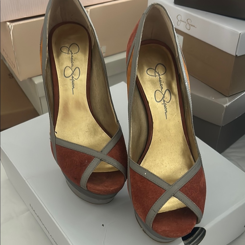 Jessica Simpson Women's Red and Gray Peep Toe Heels